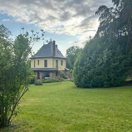 Maison Independante La Quietas Sur Les Hauteurs De Sedan