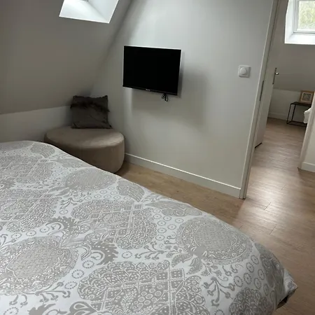 Casa de Férias Maison Independante La Quietas Sur Les Hauteurs De Sedan